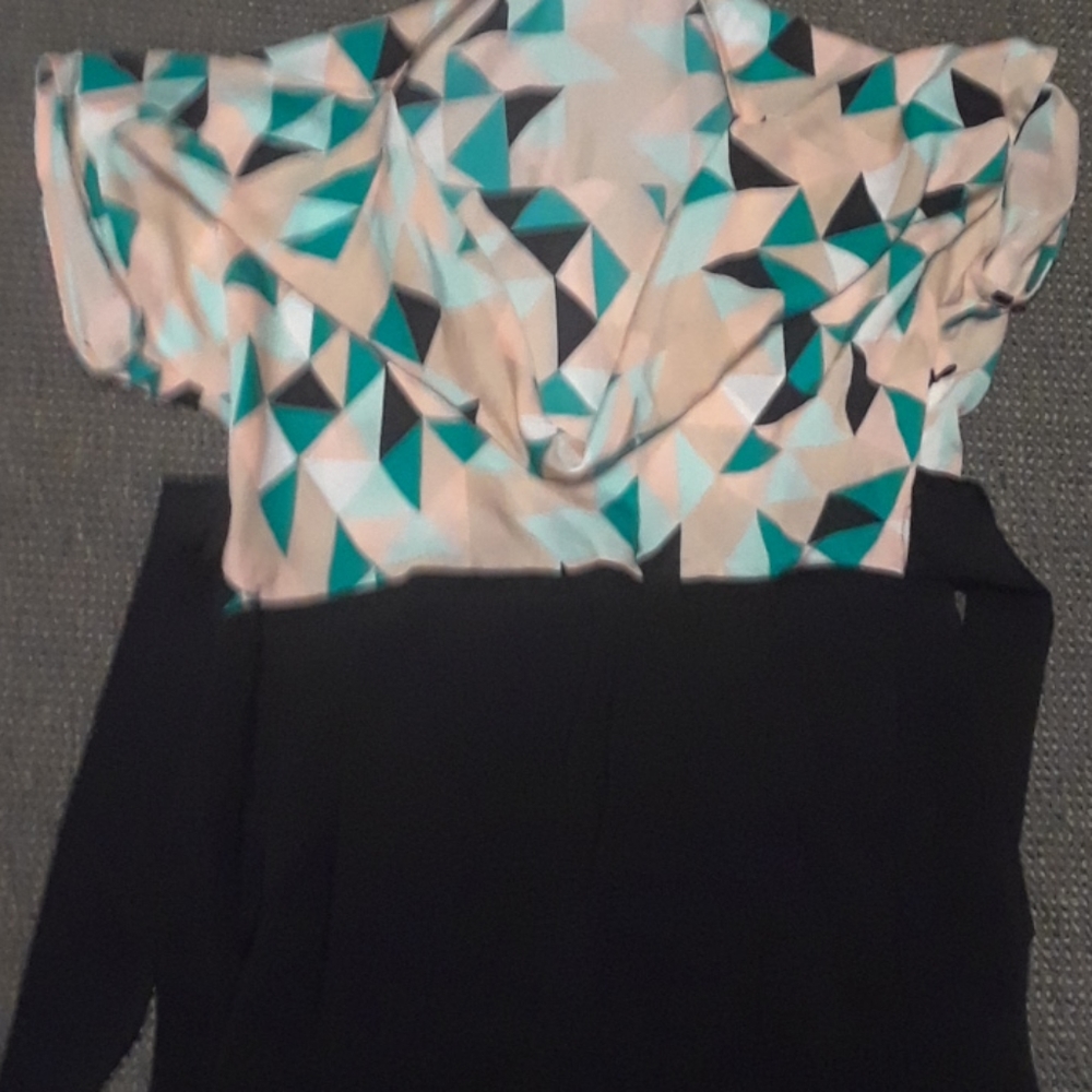 Dress - Picture 2 of 3